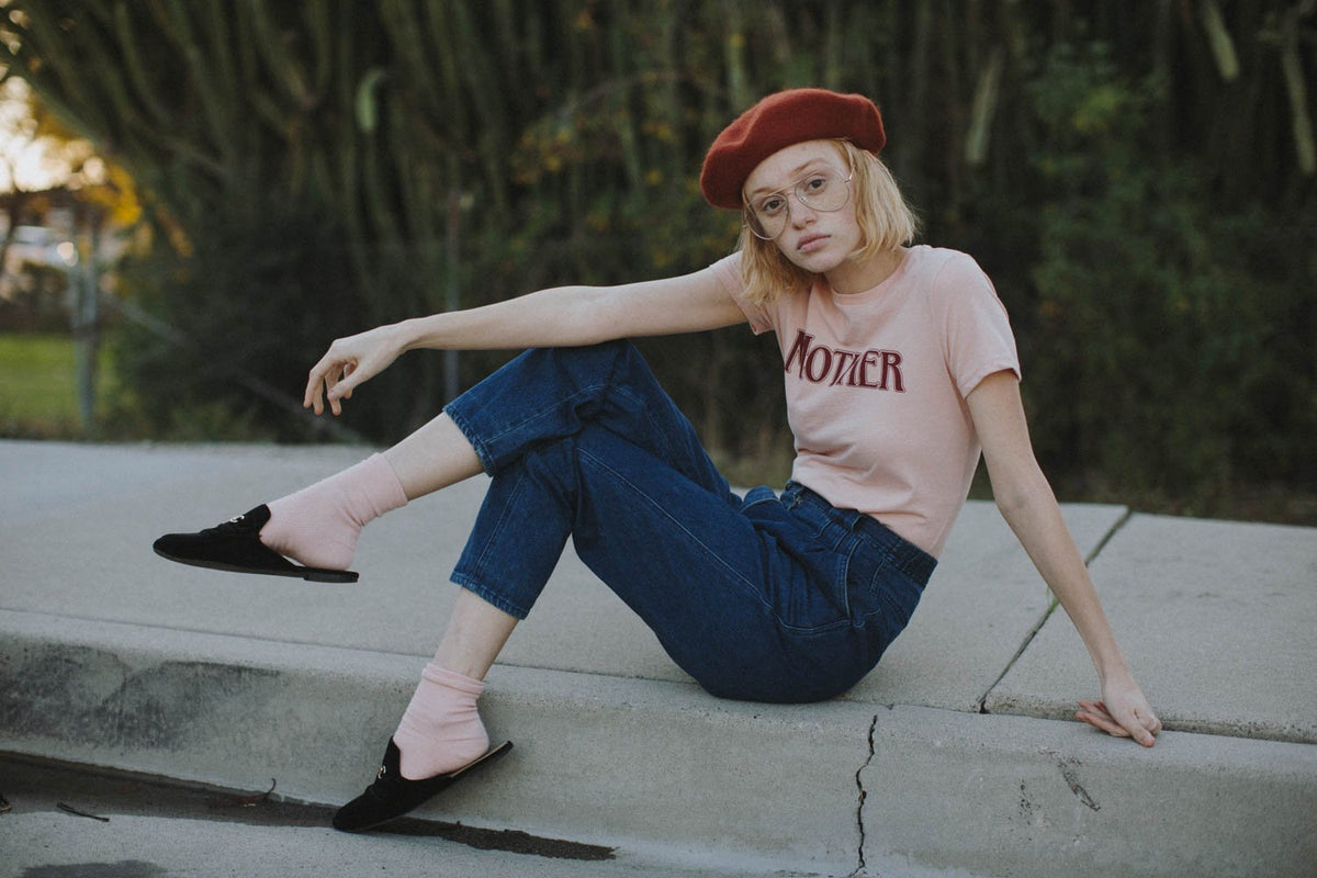 The bee & the fox mother t-shirt peach