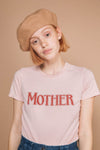 The bee & the fox mother t-shirt peach